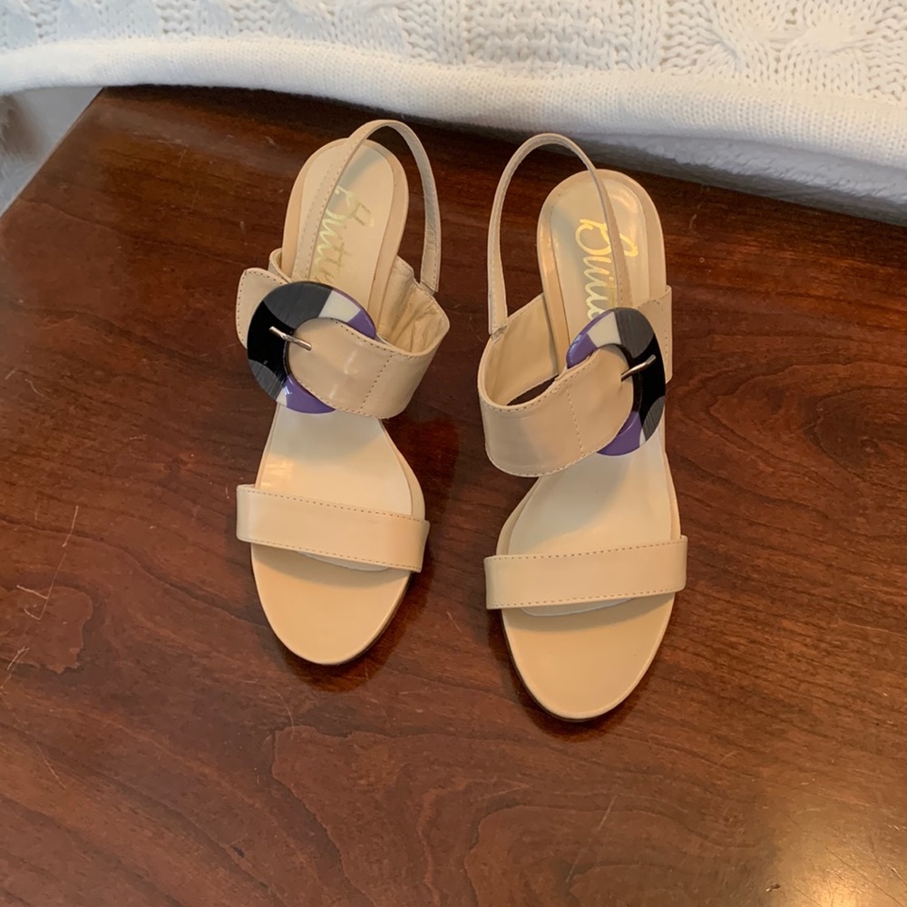 Butter Patrice Heel in Nude Nappa with multi color buckle accent size 5.5